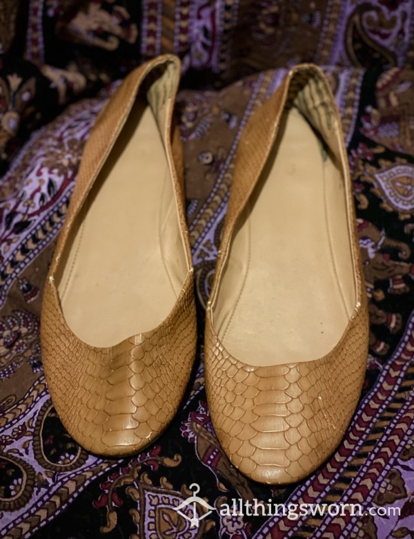 Brown Faux Alligator Skin Flats Sz 11