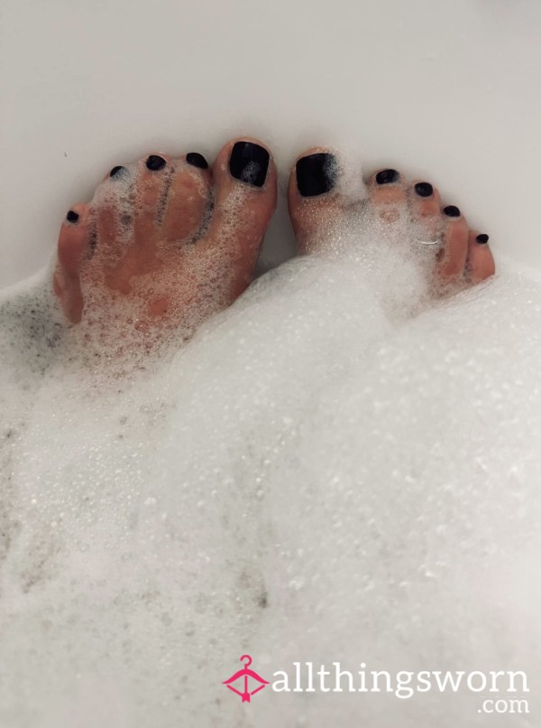 Bubbly Feet 👣 🫧