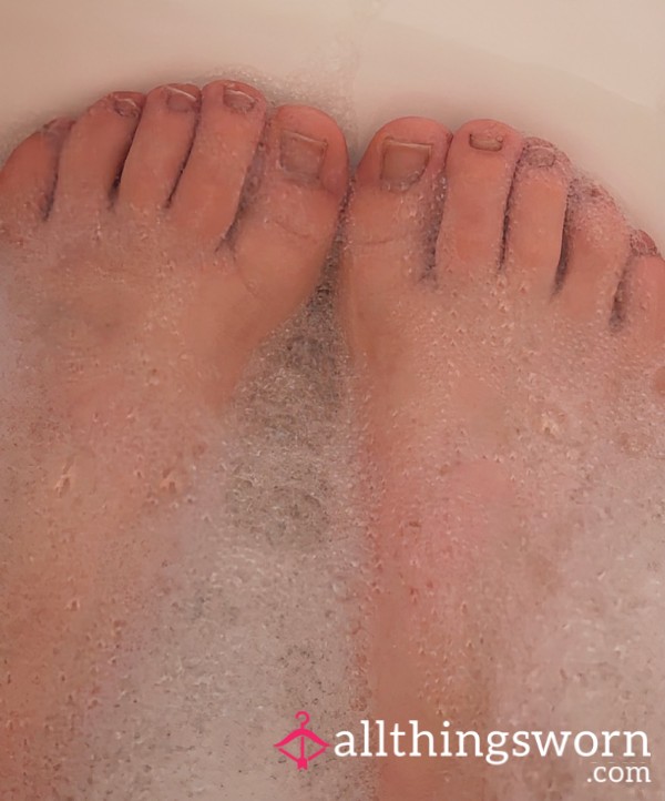 Bubbly Feet