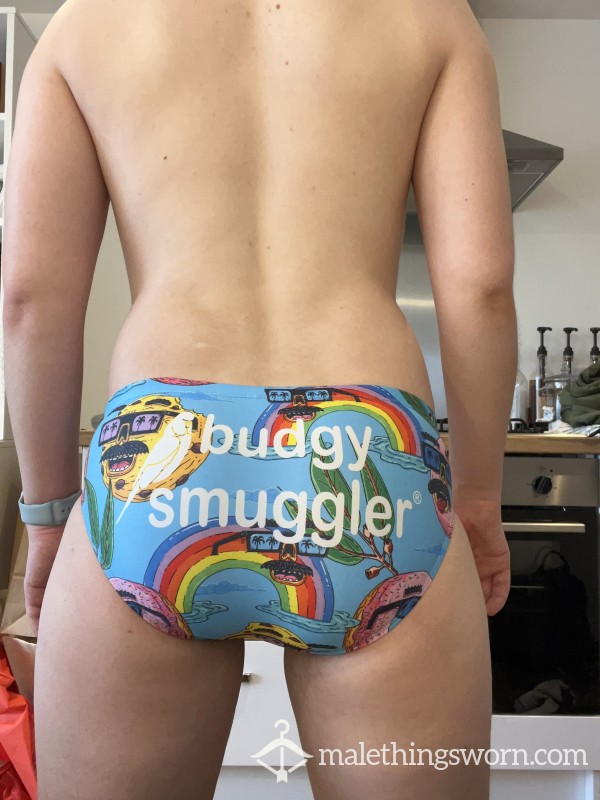 Budgy Smugglers