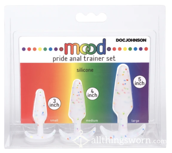 Bu*t Plug Training Set!  Xx  3 Rainbow Pride Confetti A**l-Safe Flared Plugs In Clear, XSmall To Small So Your Booty Can Test The Waters  ;) Xx   Lovingly Prepared In My Pu**y, Just For You! 