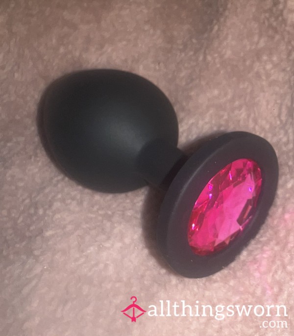 Black Bu*tplug With Pink Gem