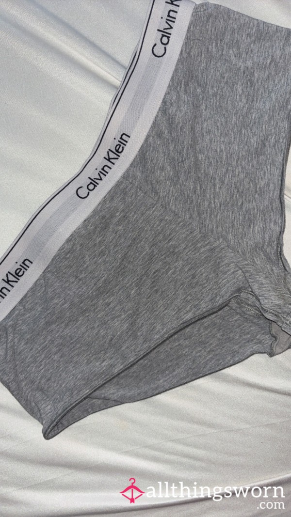 Calvin Klein Boy Short Undies (L)