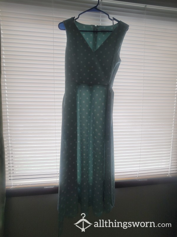 Calvin Klein Size 10 Polkadot Sky Blue Formal Dress