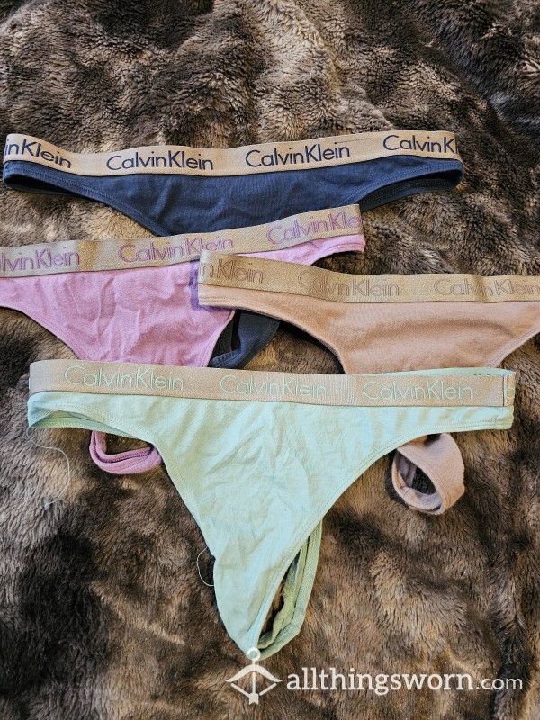 Calvin Klein Thongs Size Large