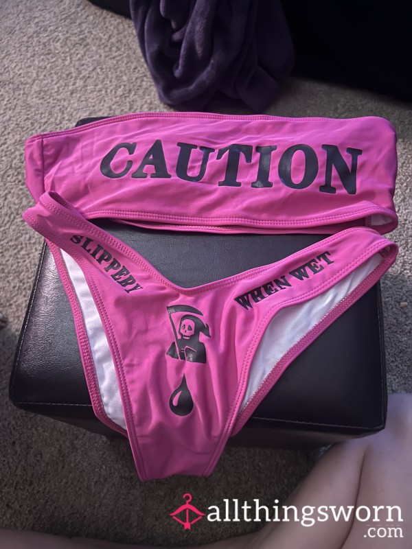 Caution Lingerie Set !