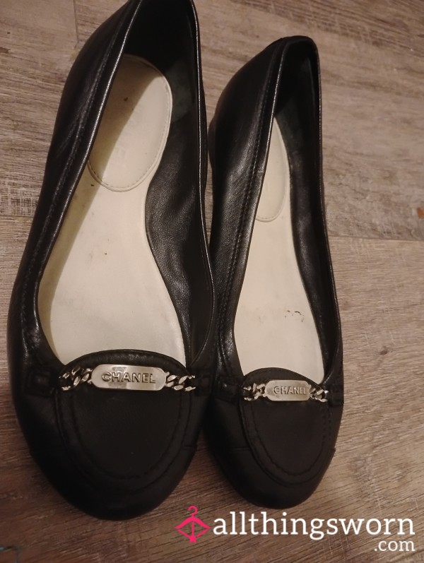 Chanel Black Flats