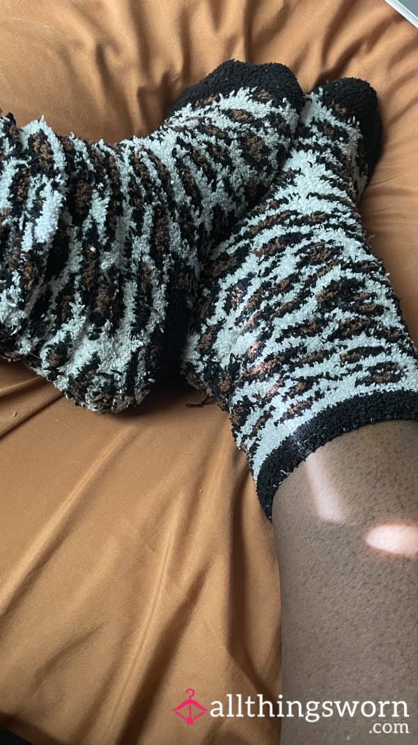 Cheetah Print Fuzzy Socks