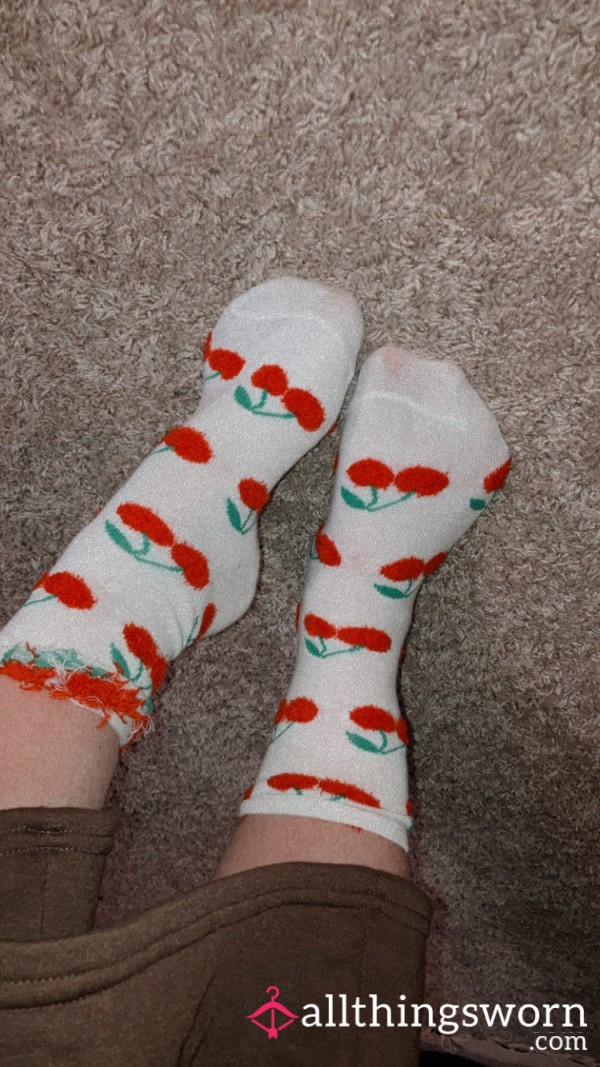 CHERRY 🍒 PRINTED SOCKS