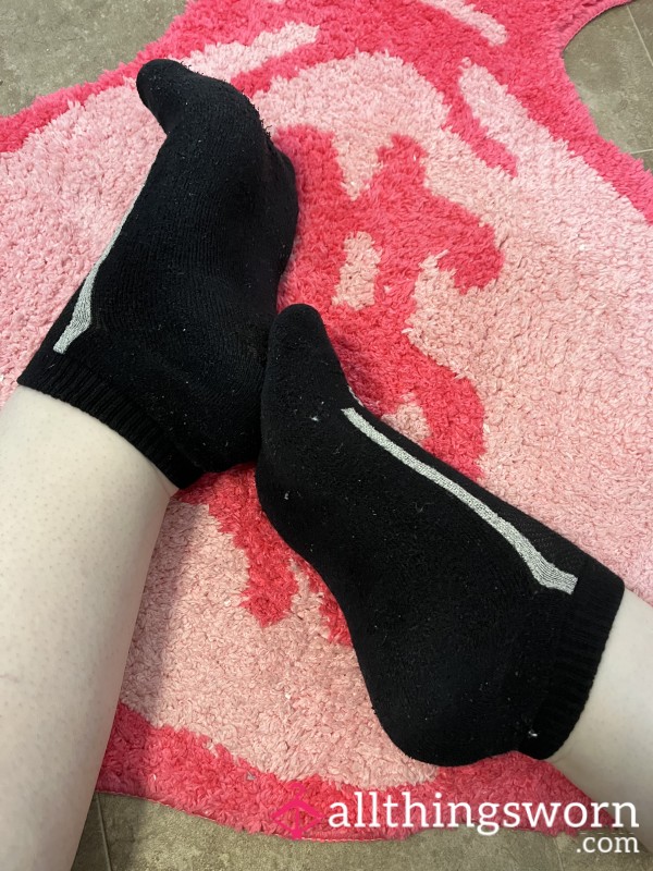 Cla**ic Black Ankle Socks – Worn At Disney & Beyond