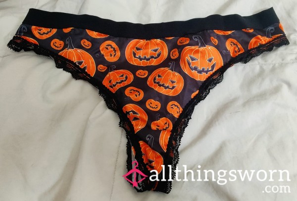 Cla**ic Jack-o'-lantern Thong Panty, 2 Days Of Fun