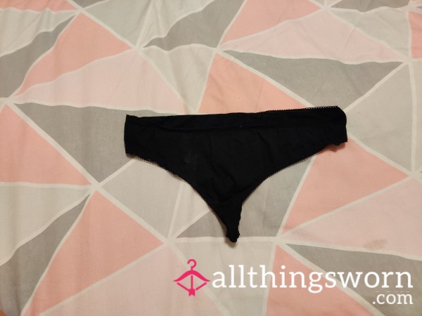 🖤Cla**ic Little Black Cotton Thong🖤