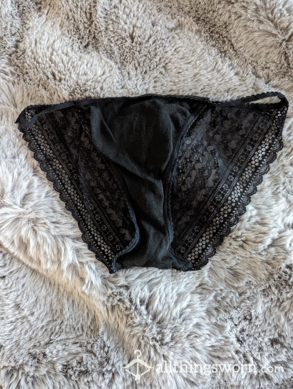 *Clean-out Discount* VS Well Worn Black Lace Bikini