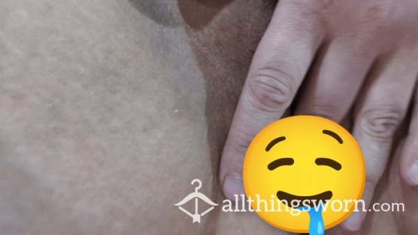 Close Up Multiple Orgasm With Squirting And P**