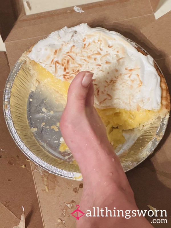 Coconut Cream Pie Crushing