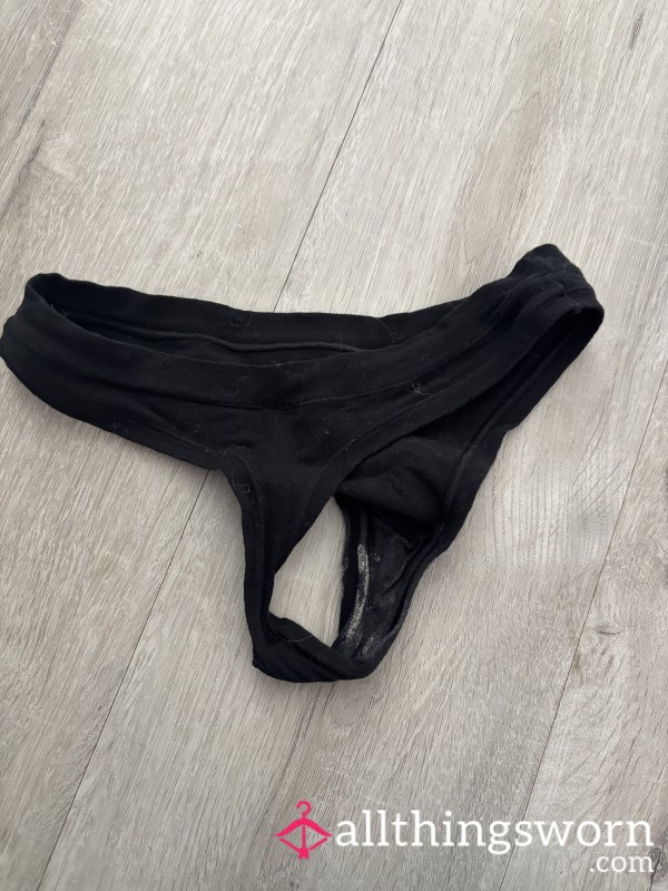 College Girls Black Thong🖤