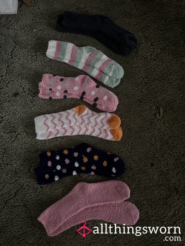 🖤COLOURFUL FLUFFY SOCKS🖤 (READ DESCRIPTION!)