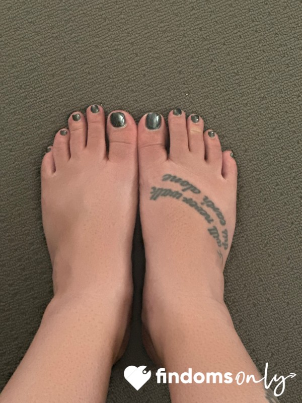 Come Admire My Feet