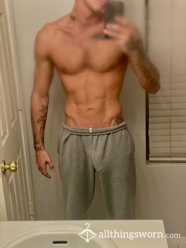 Comfy Gray Sweatpants :)