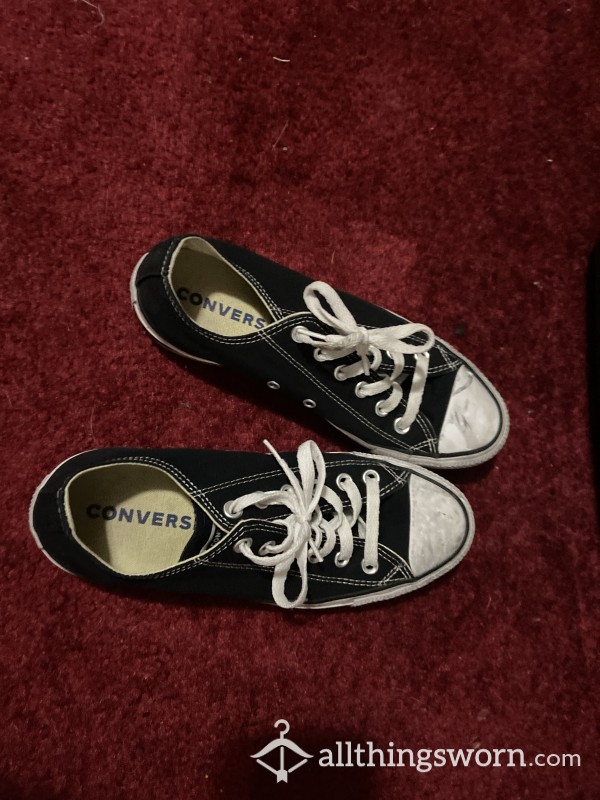 Converse Or Chucks