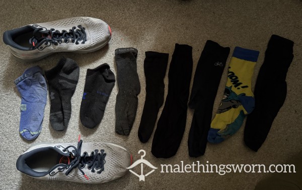 COPS STINKIN’ BATMAN WILLY & ANKLE GYM RANDOM 10 ODD SPORTS SOCKS 💪🏽👮🏻‍♂️ 🧦🧦🧦🧦💧