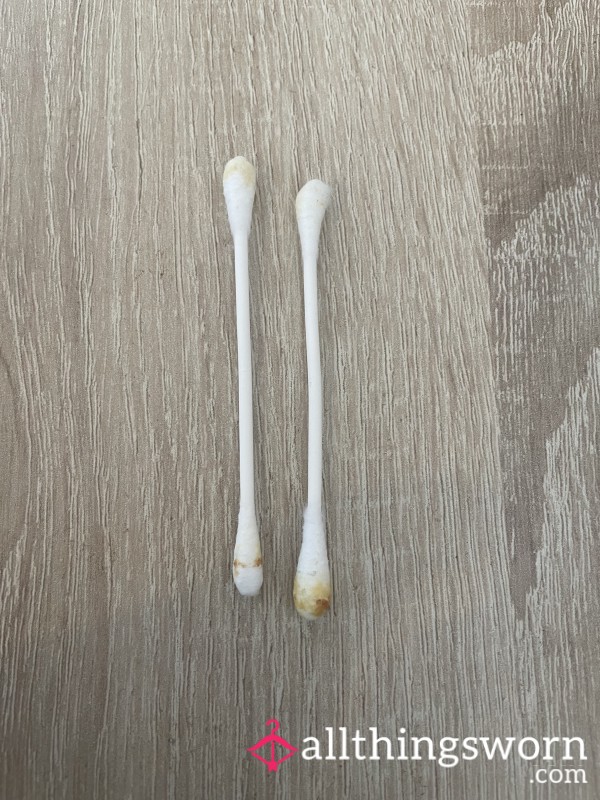 Cotton Buds With Heavy Ear Wax