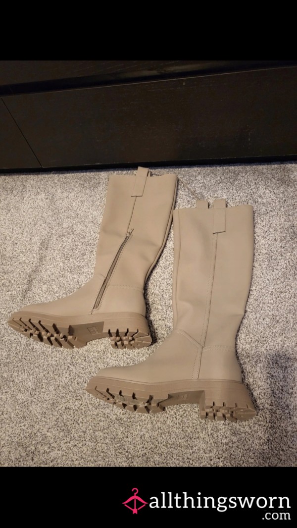 Creamy Boots