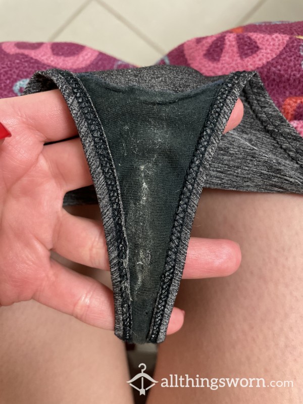 Creamy Thong🥵.