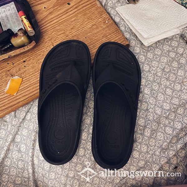 5yr Old Croc Black Flip Flops