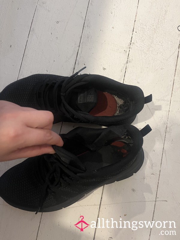 C*m And Claim My Beat Up Work Shoes They Absolutely REEK