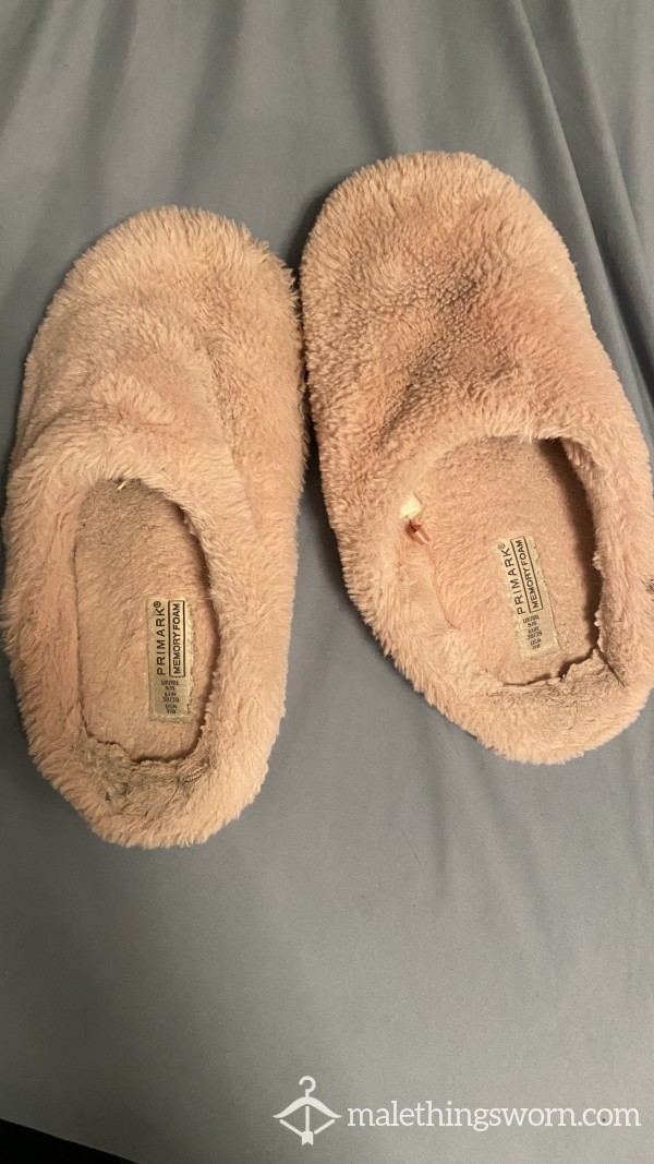 C*mmy Pink Slippers