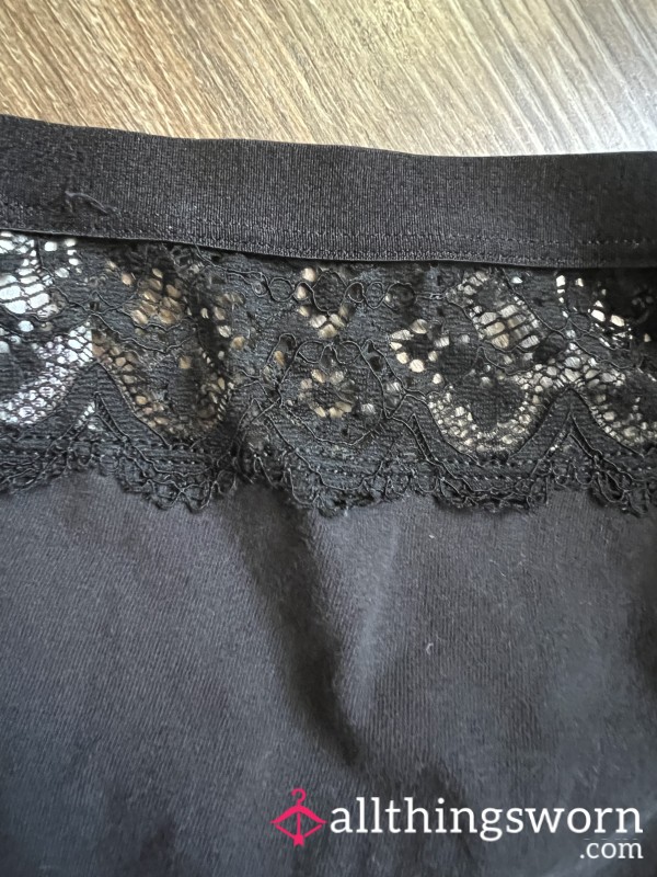 Curvy Girl Black Lace Panties. Do You Like Em Warm?