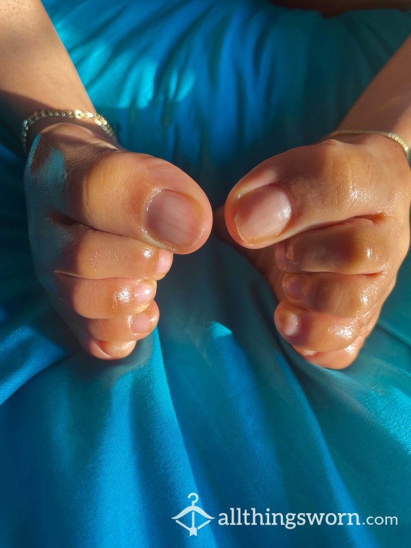 Custom Feet Pics Available