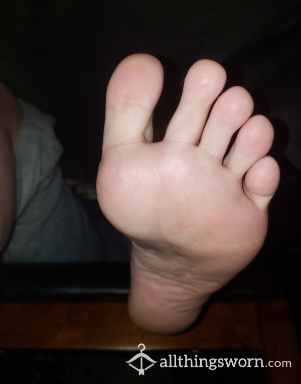 Custom Foot Worship Video (No Talking)