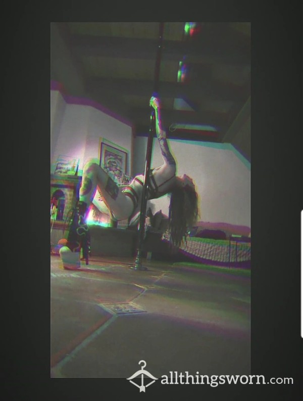 Custom Poledance Vid