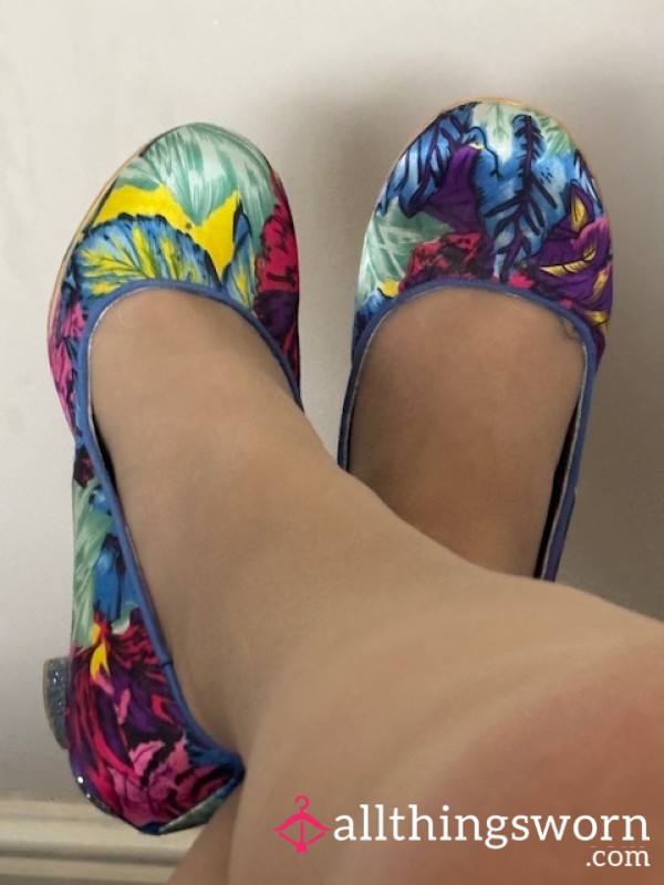 Custom Shoe Play Videos And Photos For You...