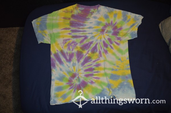 Custom Well-worn Tie-dye T-shirt