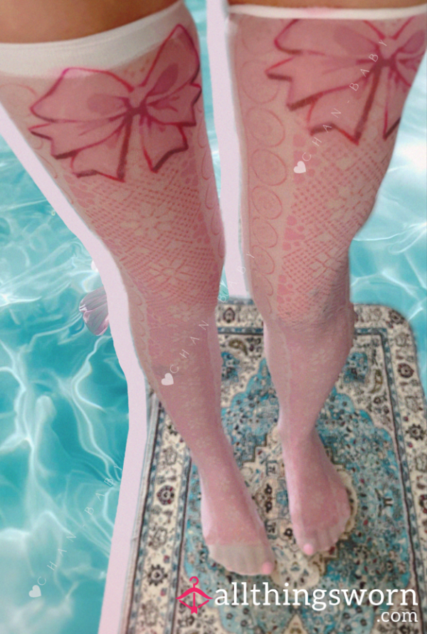 Cute Blush Patterned Soo Soft Petite Smelly Stockings