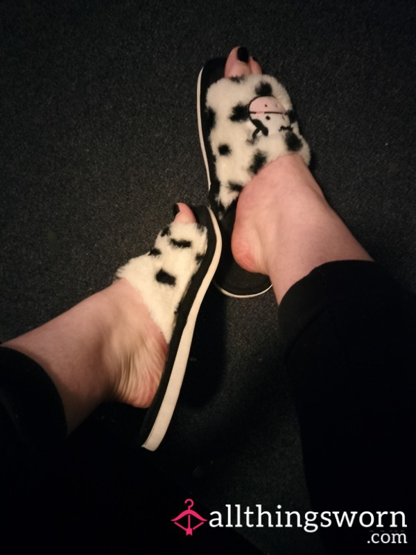 SALE Cute Fluffy Cow Slippers *really Stinky*