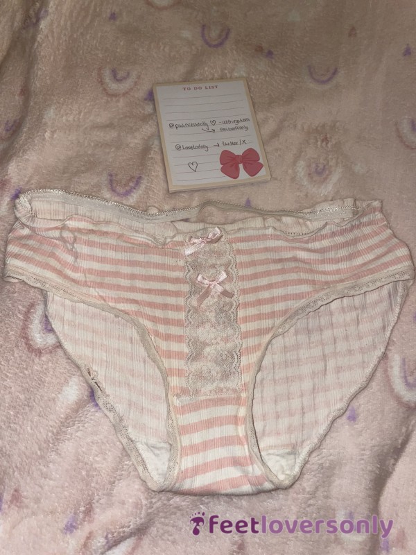 Cute Frilly Lace Panties 🎀💕 Holes • Well Worn