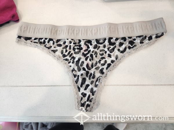 Cute Large Worn VS Thong Leopard