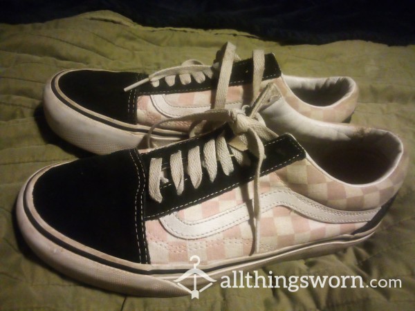 Cute Pink And Black Size 7 Women's Vans