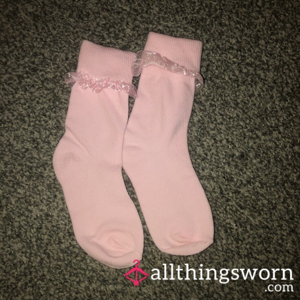 Cute Pink Frilly Socks🩷