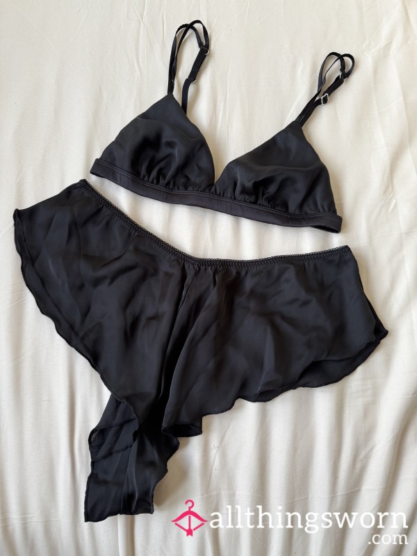 Cute Silky Set, 48hr Wear!🖤