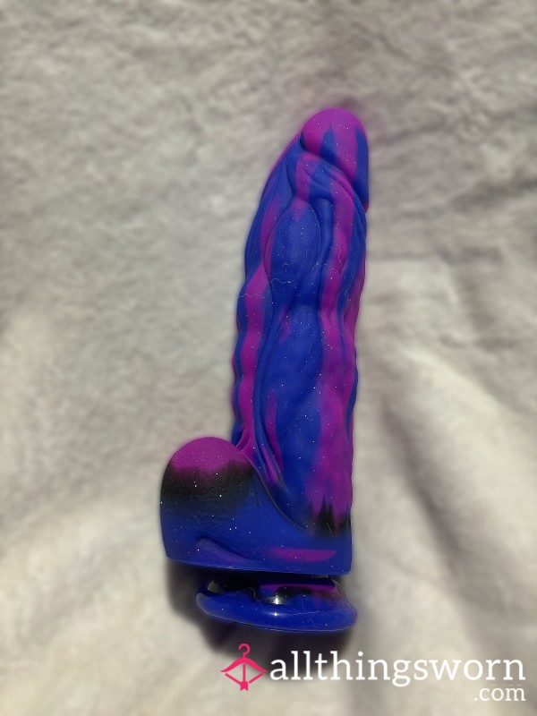 CUTE Used Purple/Blue/Pink 9.5” Suction Cup Di**o