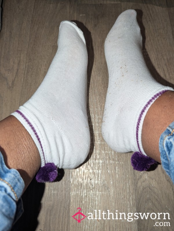 Cute White Socks With Purple Bobble