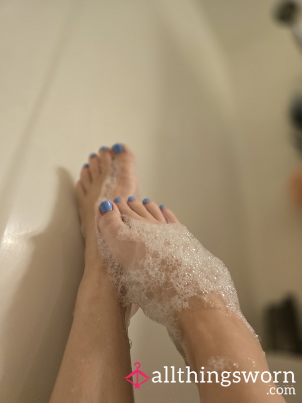 Daily Feet Worship- ONE WEEK