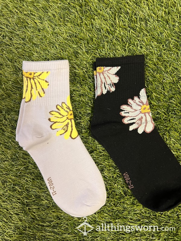 Daisy Socks<3