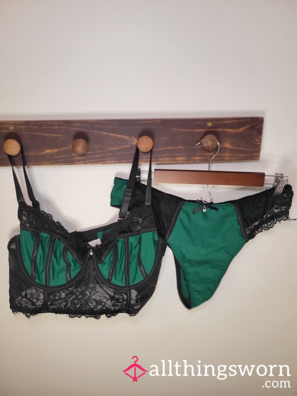 Dark Green Pin-Up Lingerie Set