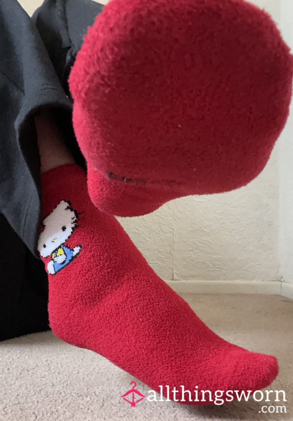 Day 8 🎄Hello Kitty Fluffy Socks 📅